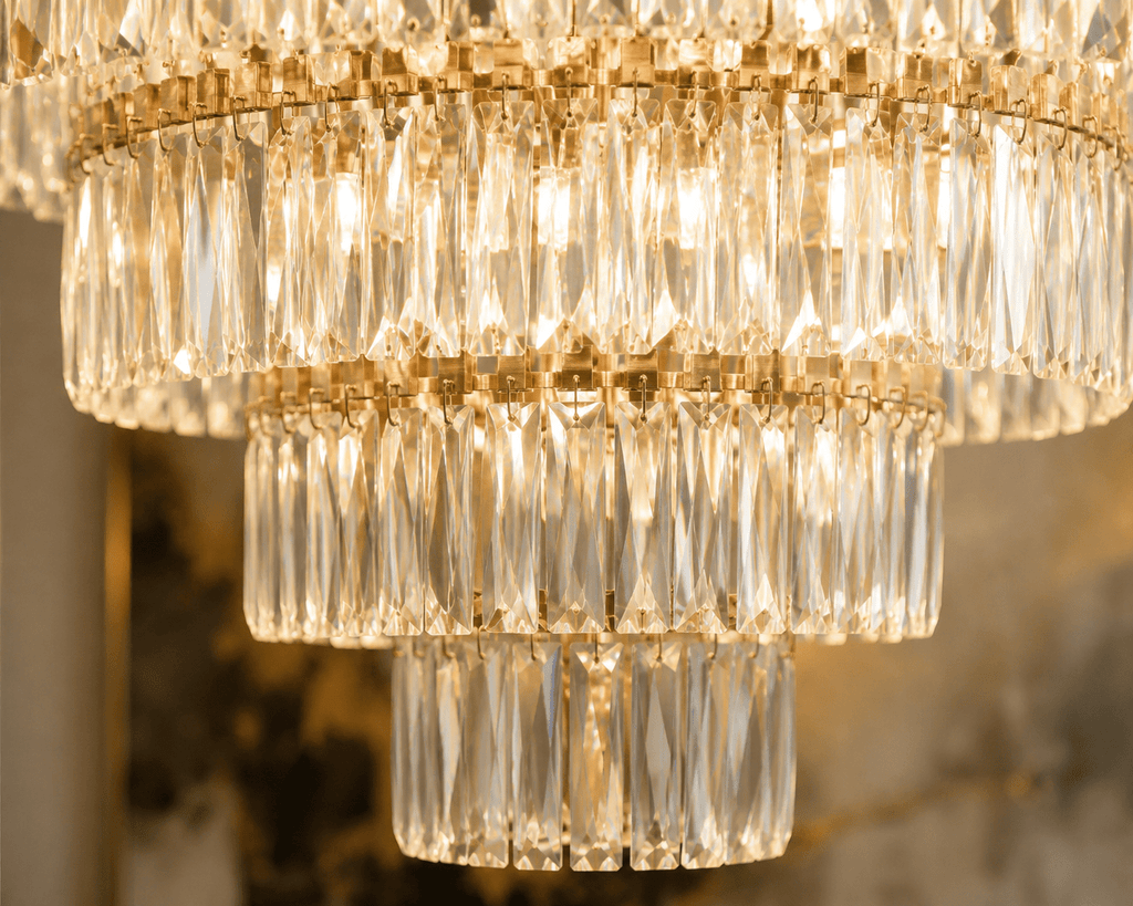 Candelabru Cristal Serafima, 60W, Auriu - AdeHouse — Finisaje și Iluminat Premium.