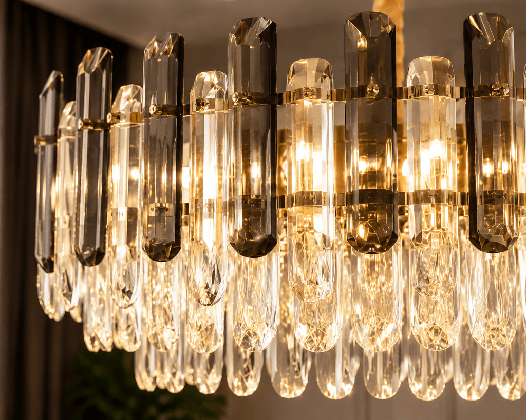 Candelabru Cristal Ubertina, 60W - AdeHouse — Finisaje și Iluminat Premium.