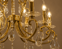 Candelabru Cristal Talvera, Design Elegant - AdeHouse — Finisaje și Iluminat Premium.