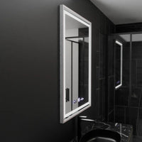 Oglindă LED Baie cu Dezaburire Diodata, Buton Touch, Ceas - AdeHouse — Finisaje și Iluminat Premium.