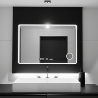 Oglindă LED Baie cu Dezaburire Zenaide, Ceas - AdeHouse — Finisaje și Iluminat Premium.