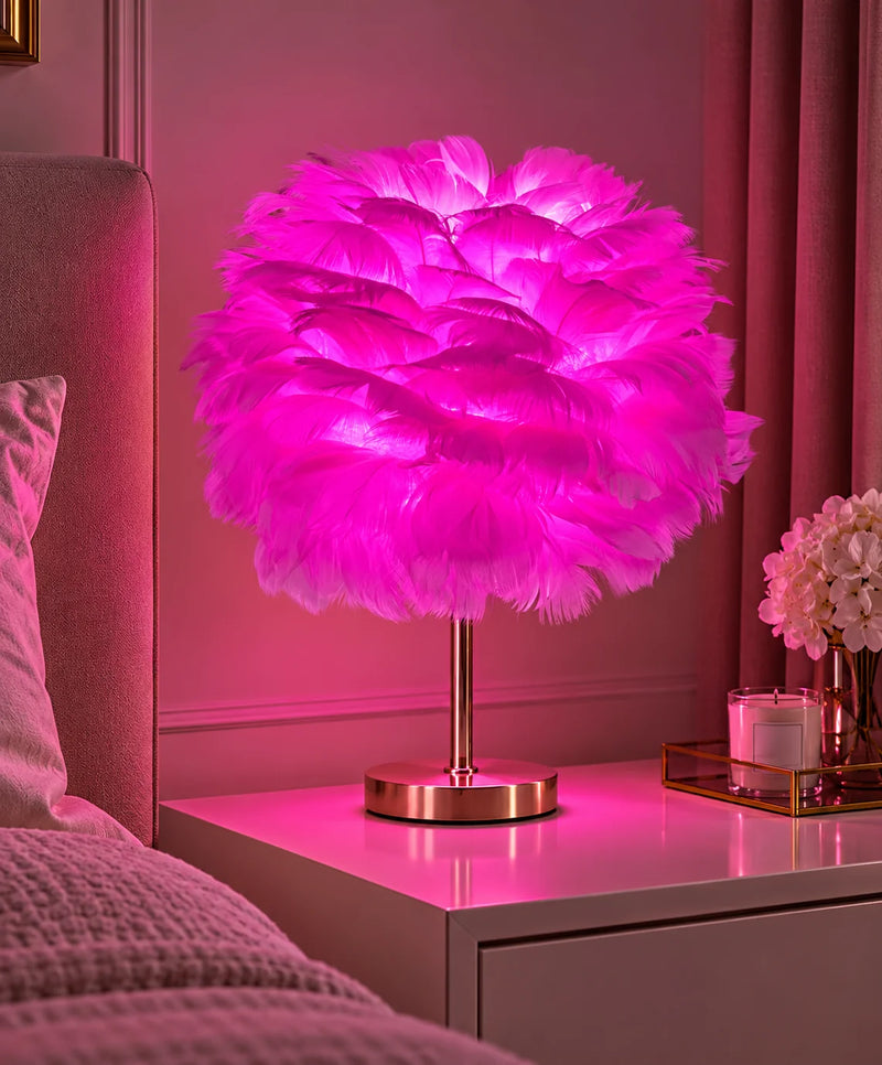 Veioza Glamour cu Pene Roz și Bază Aurie, E27 – Elegance Pink