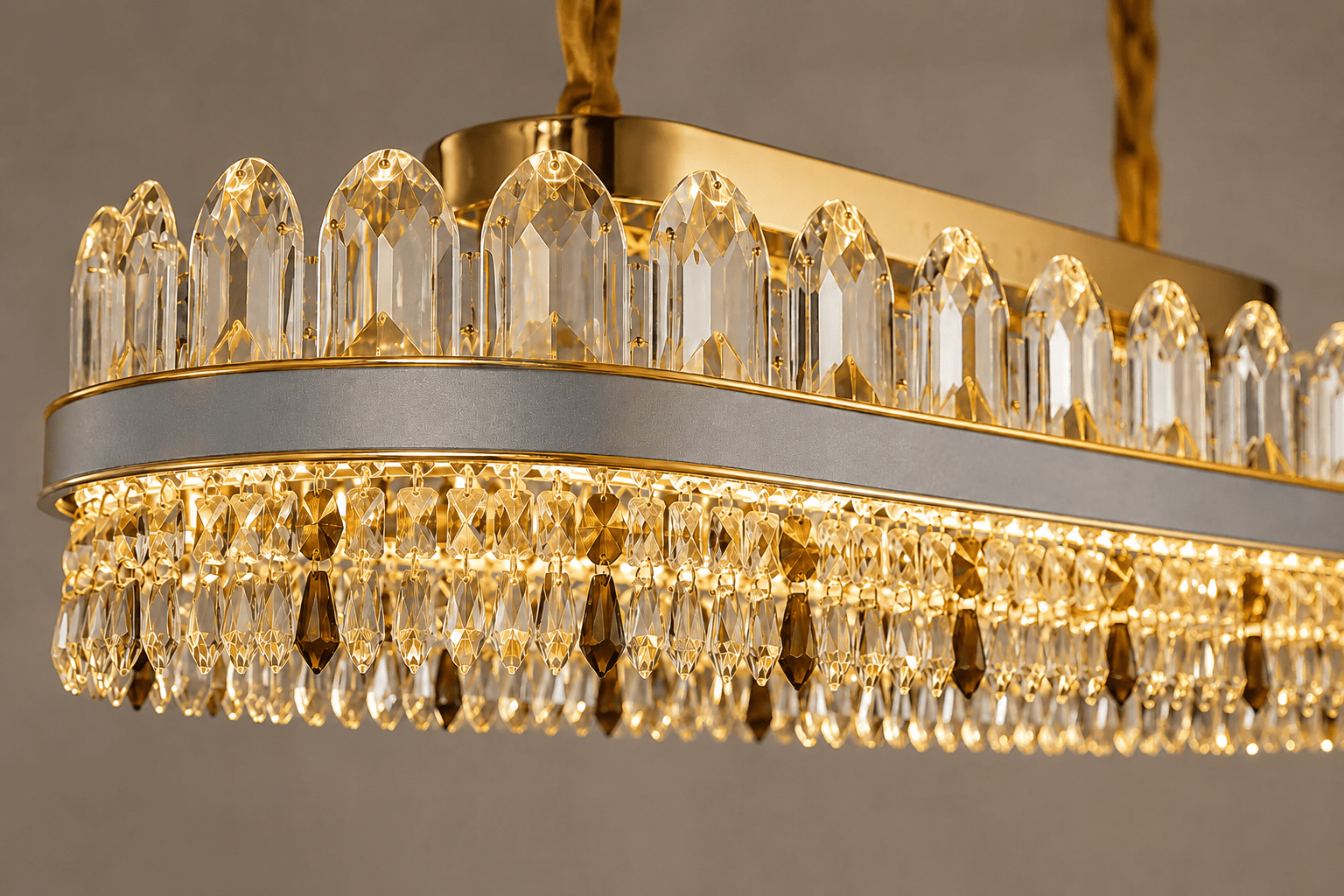 Candelabru Cristal Serena, 140W, Ø300 cm, Auriu - AdeHouse — Finisaje și Iluminat Premium.