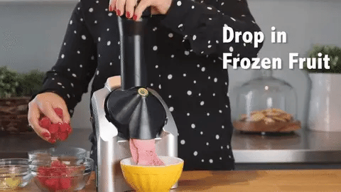 Aparat pentru preparat inghetata bio, doar cu fructe